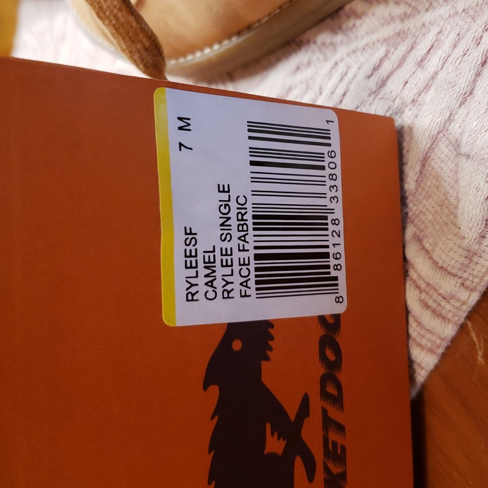 Rocket Dog Tan Women's Sneakers - Picture 4 of 5